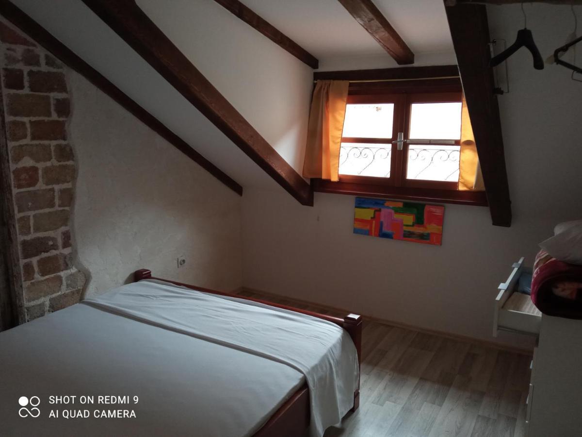 Apartments Historic Stone House كوتور المظهر الخارجي الصورة