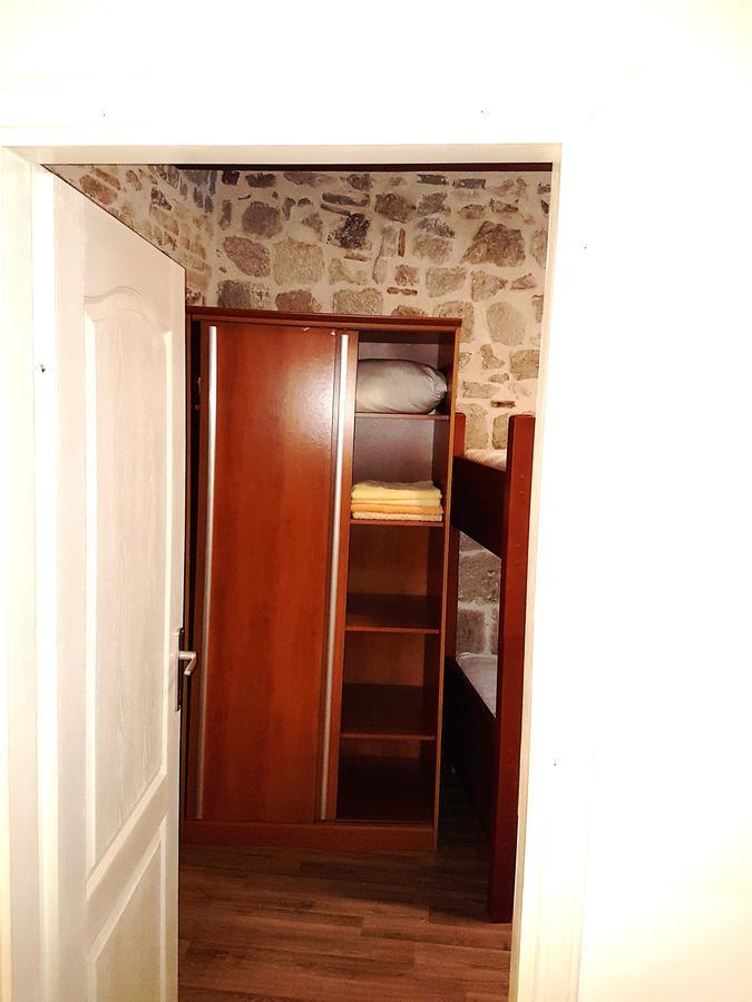 Apartments Historic Stone House كوتور المظهر الخارجي الصورة